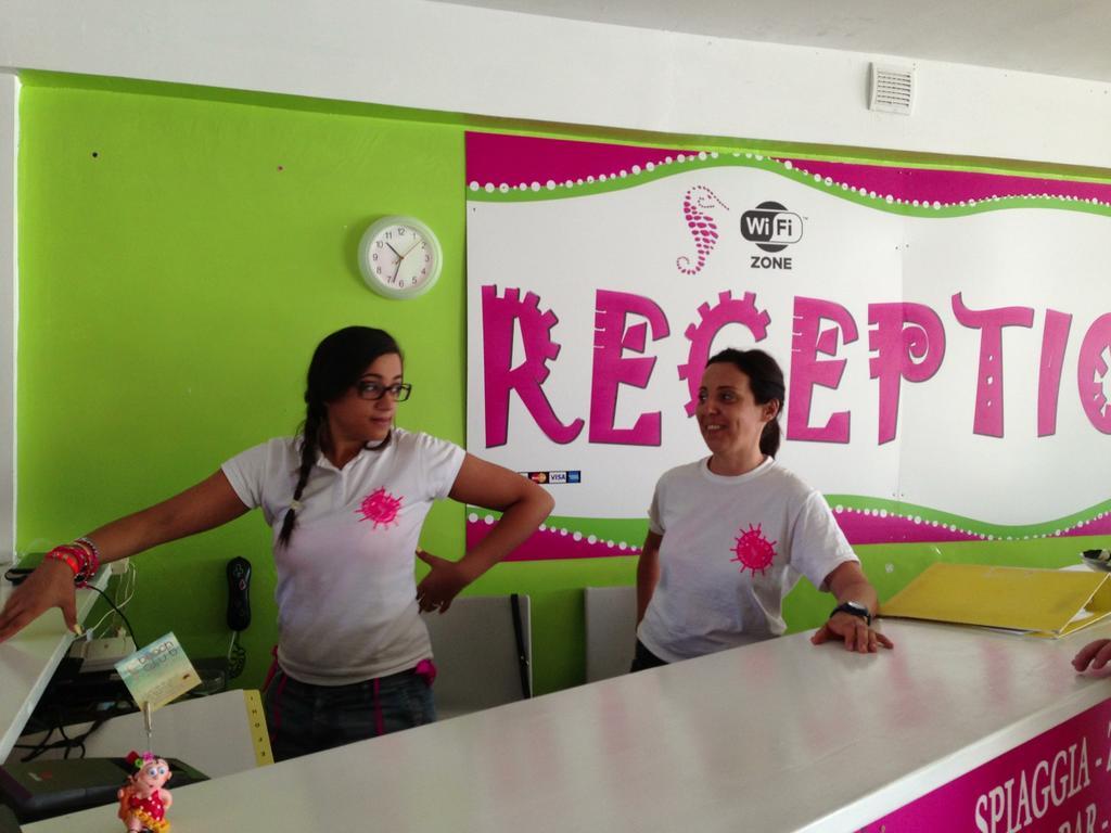 Beach Club Ippocampo ภายนอก รูปภาพ