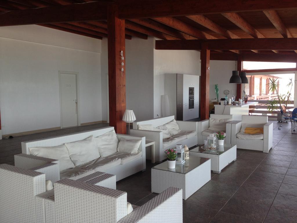 Beach Club Ippocampo ภายนอก รูปภาพ